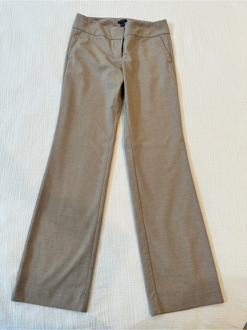 Ann Taylor Women’s Dress Pants in Tan